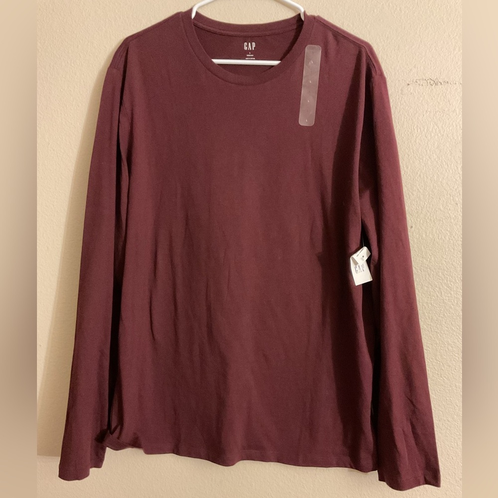 Gap NWT Men’s Everyday Burgundy Long Sleeve Shirt size Large‎